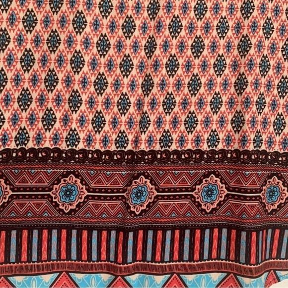 Francesca’s Blue Rain Boho V Neck 3/4 Sleeve Blouse Size Small - Picture 5 of 6